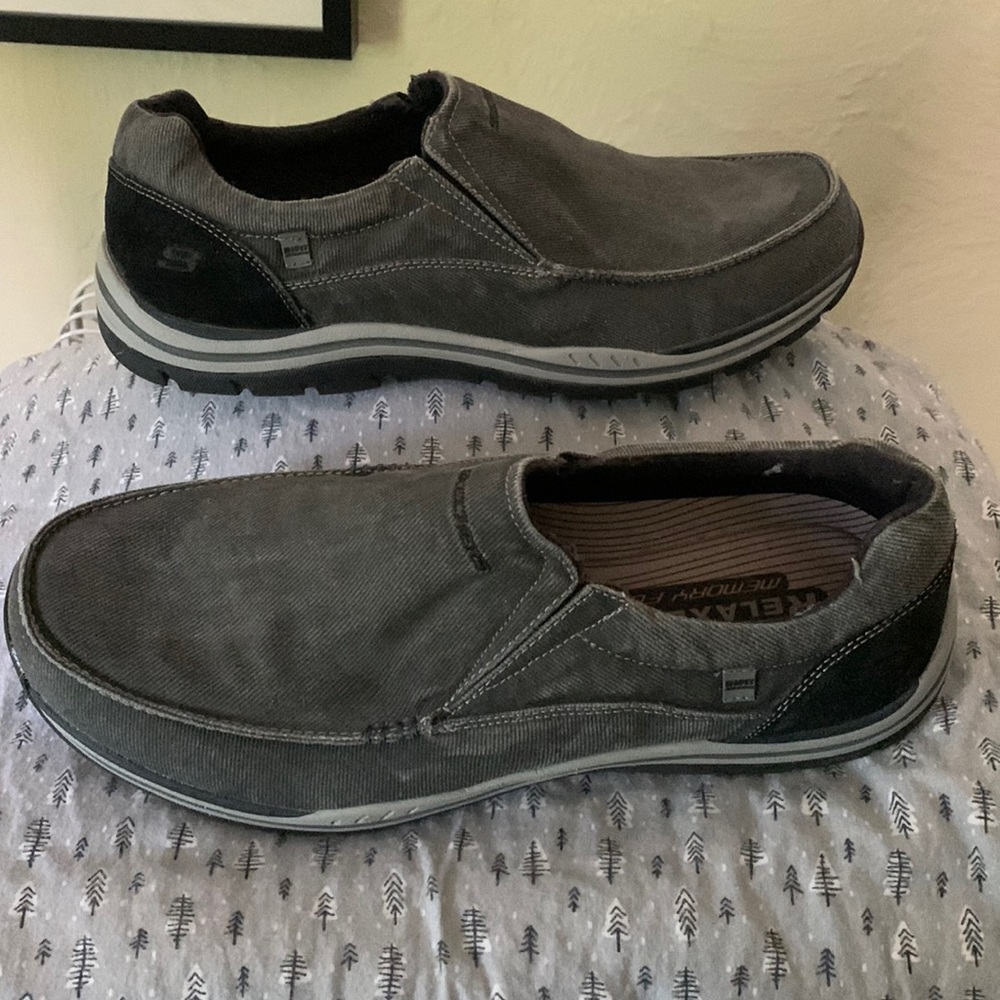 Skechers shoes